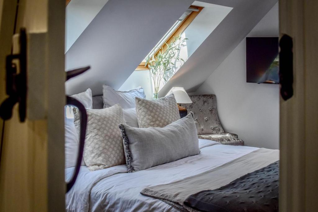 The Lookout At Cloatley Meadow Apartment Hankerton Luaran gambar
